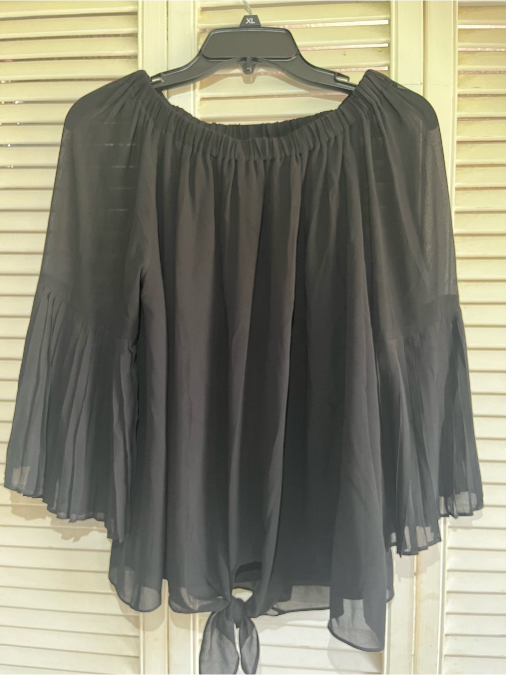 Roz & Ali Black Sheer Sleeve Off-Shoulder Tie-Hem Blouse with Accordion Pleats